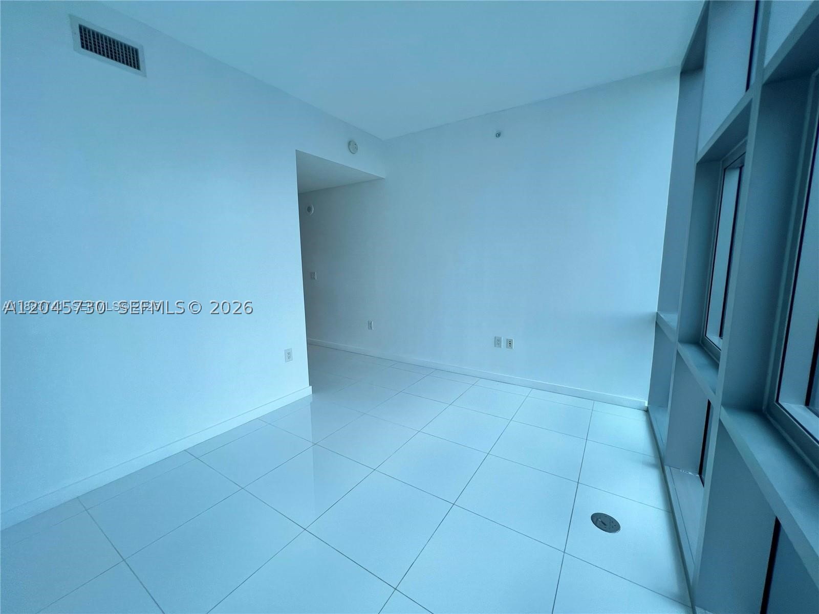 851 NE 1st Ave #1208, Miami FL 33132
