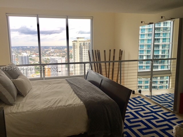 Miami FL 33131 - A12045736