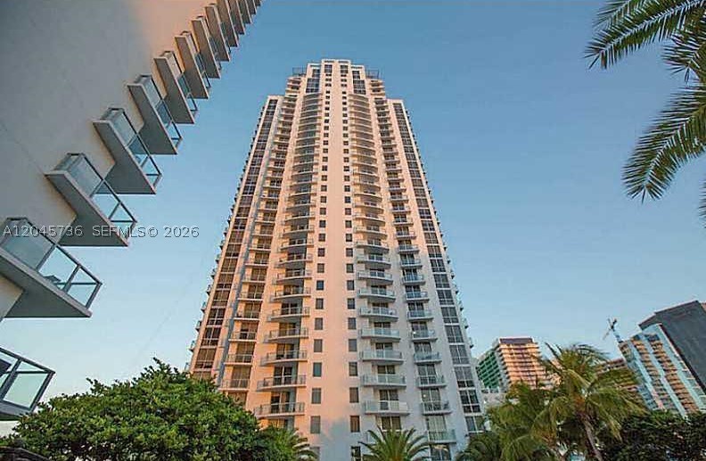 Miami FL 33131 - A12045736