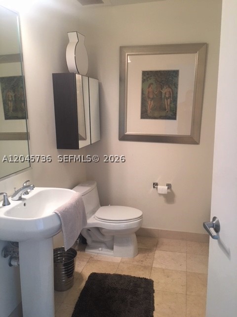 Miami FL 33131 - A12045736