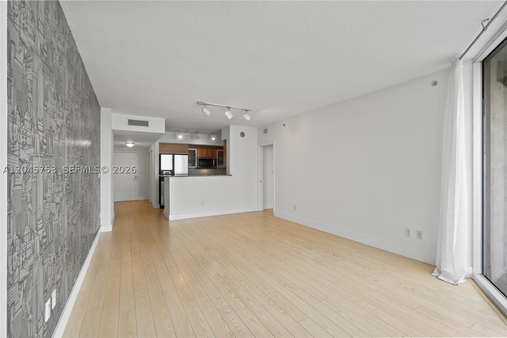 335 S Biscayne Blvd #3503, Miami FL 33131
