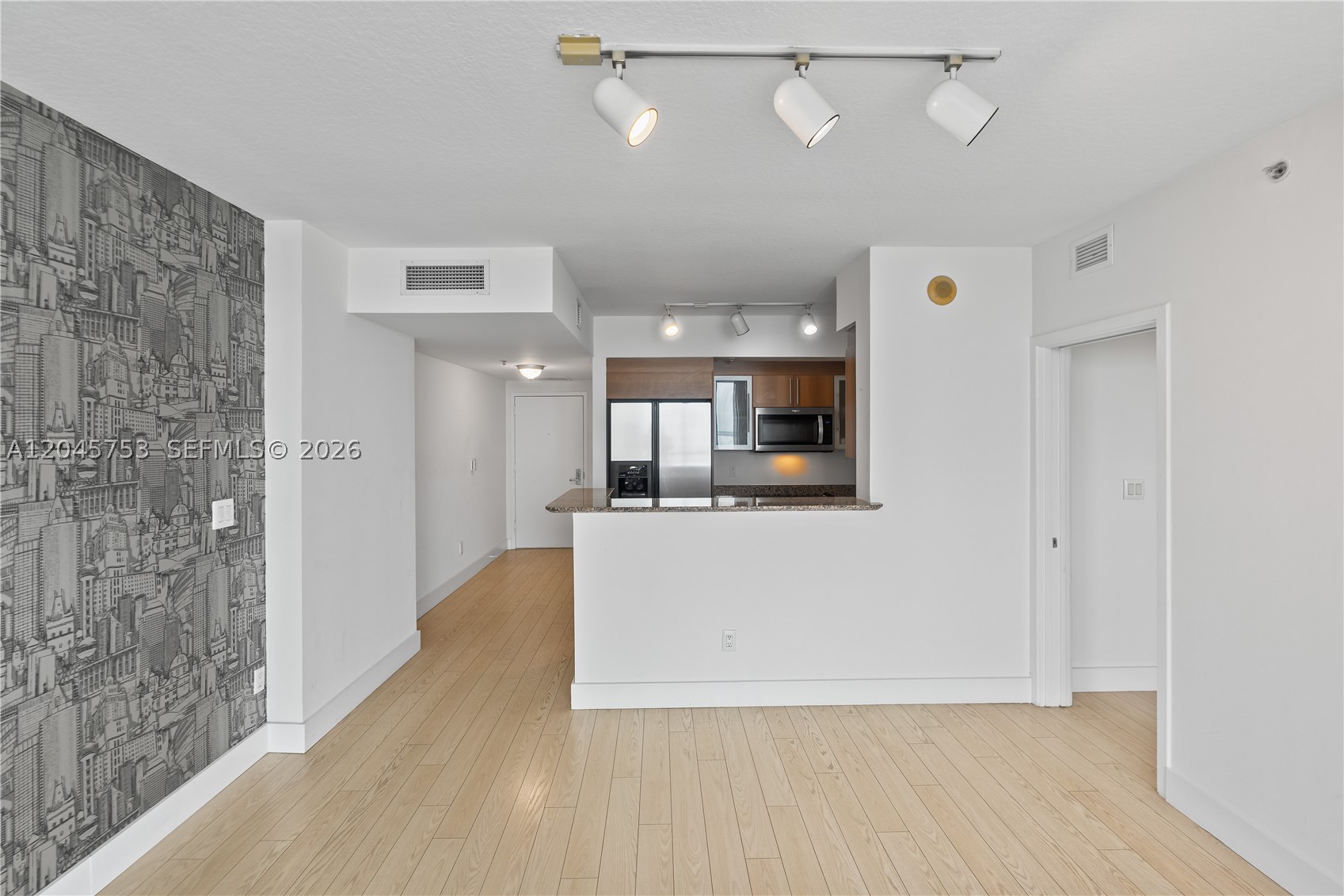 335 S Biscayne Blvd #3503, Miami FL 33131