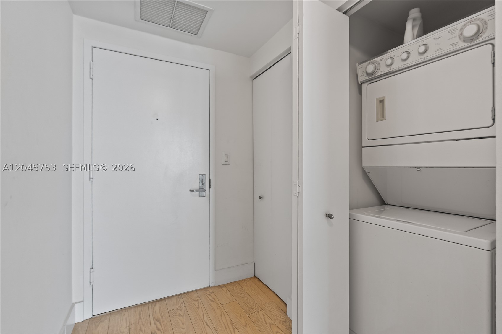 335 S Biscayne Blvd #3503, Miami FL 33131