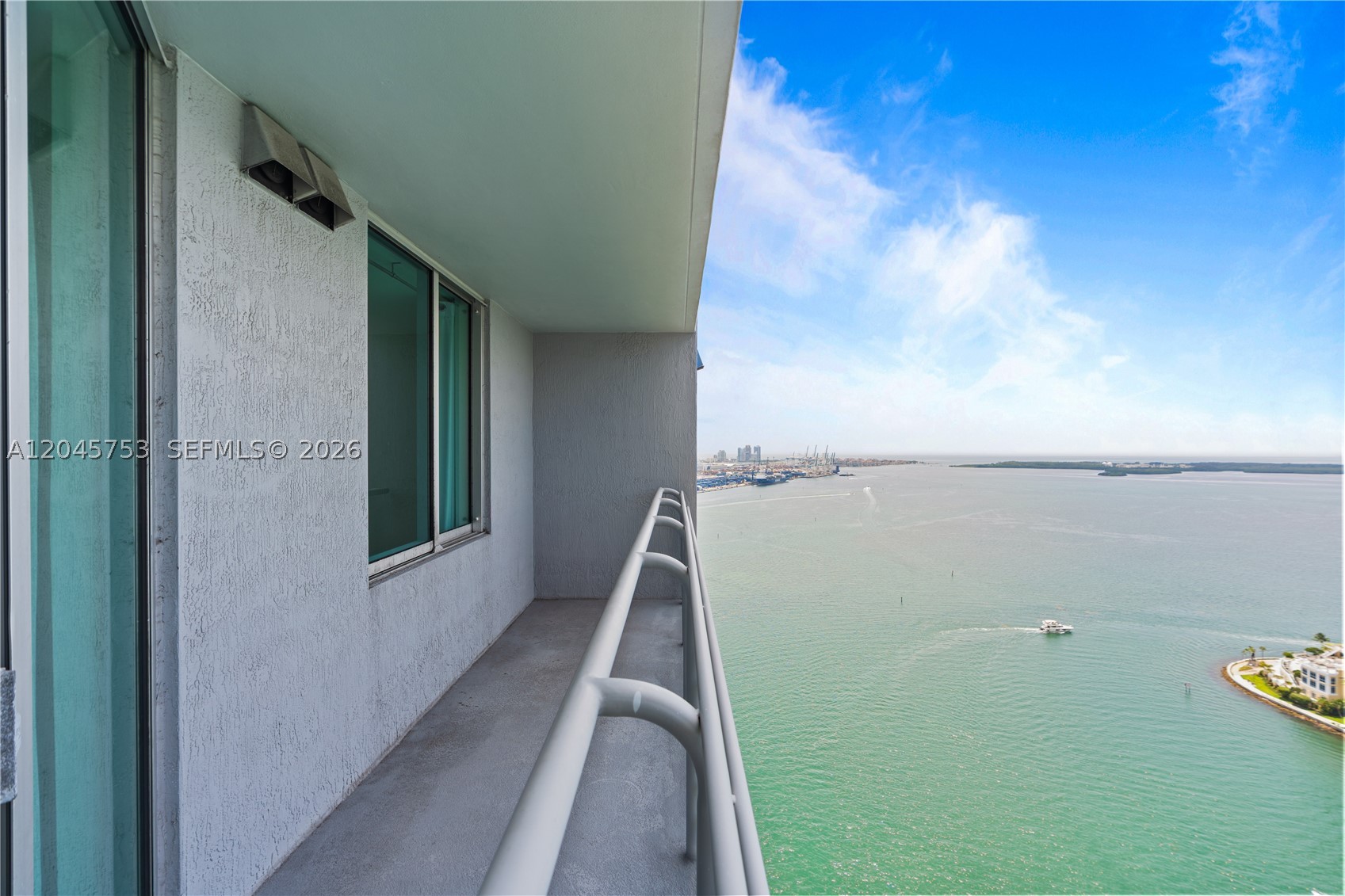 335 S Biscayne Blvd #3503, Miami FL 33131