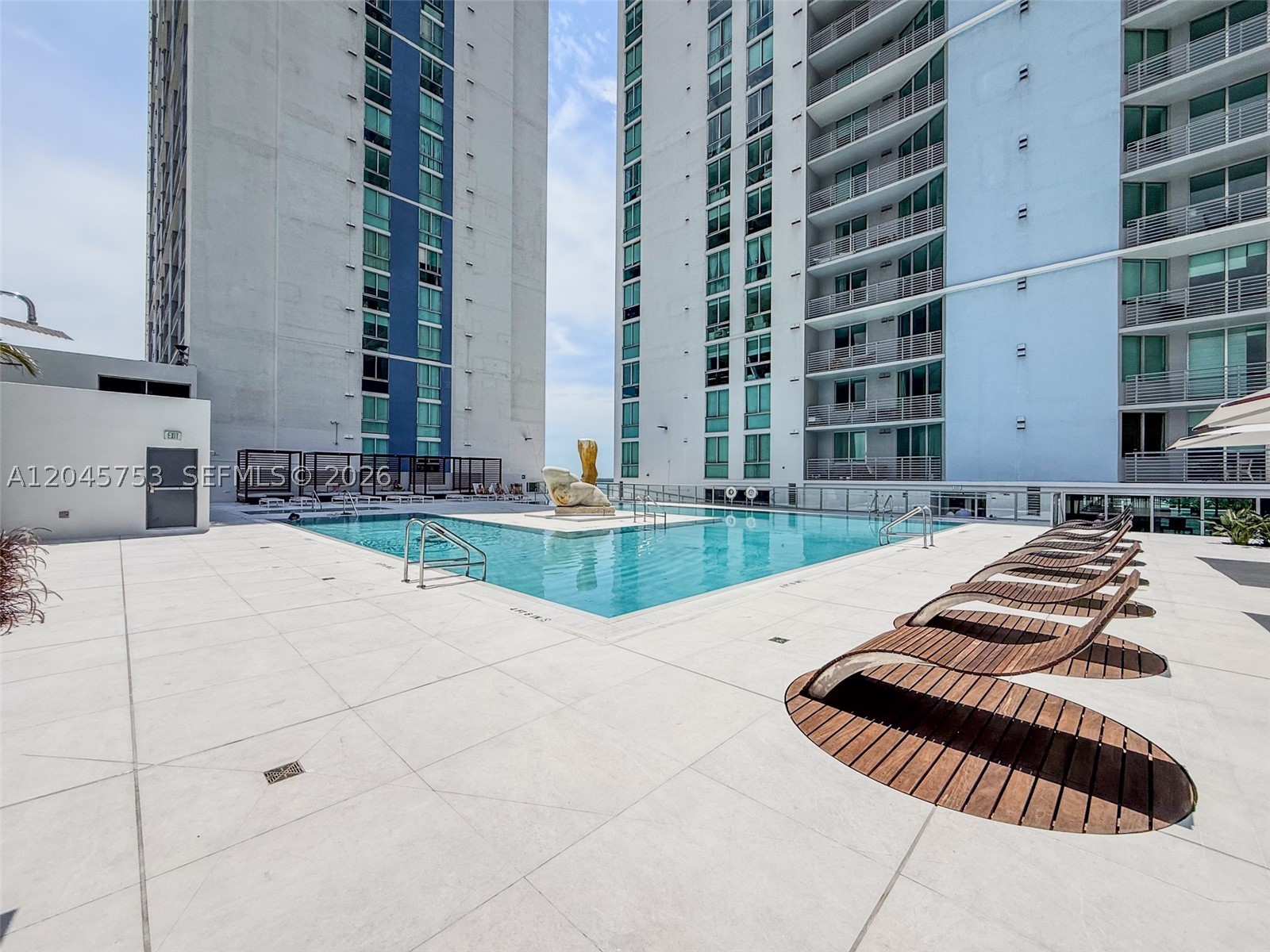 335 S Biscayne Blvd #3503, Miami FL 33131
