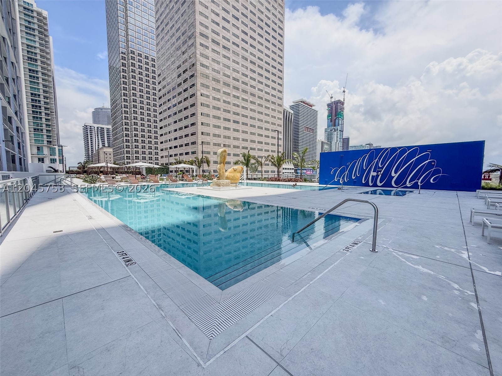 335 S Biscayne Blvd #3503, Miami FL 33131