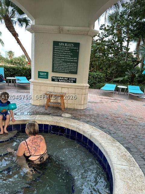 19501 W Country Club Dr #406, Aventura FL 33180