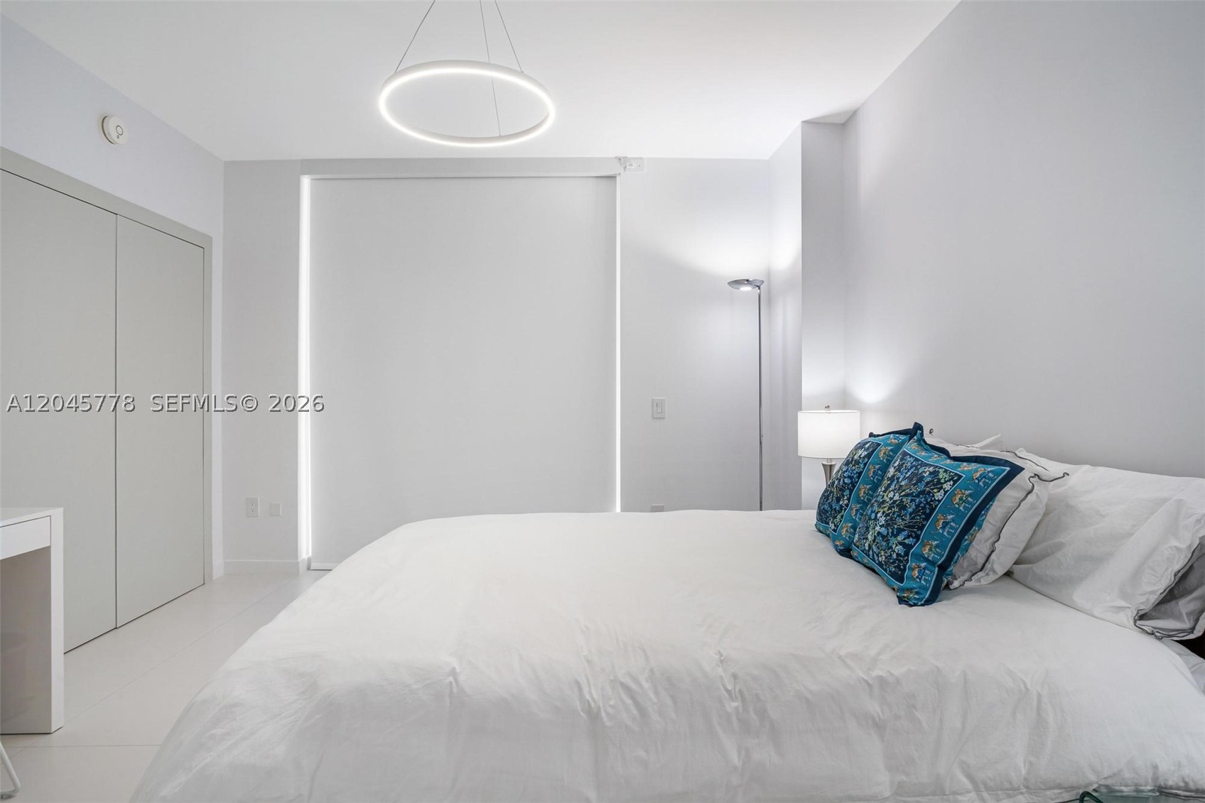 3801 Collins Ave #1503, Miami Beach FL 33140