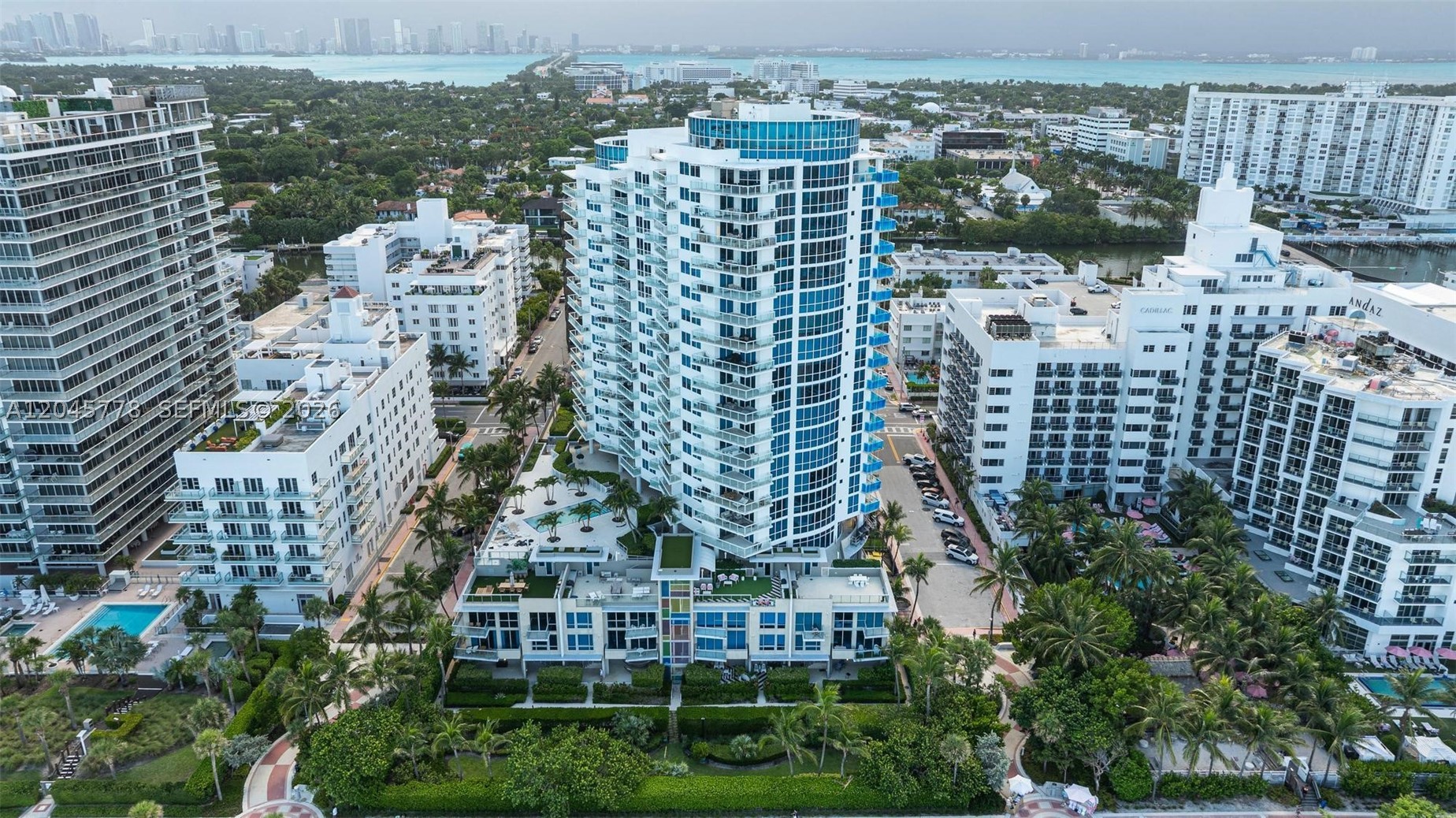 3801 Collins Ave #1503, Miami Beach FL 33140