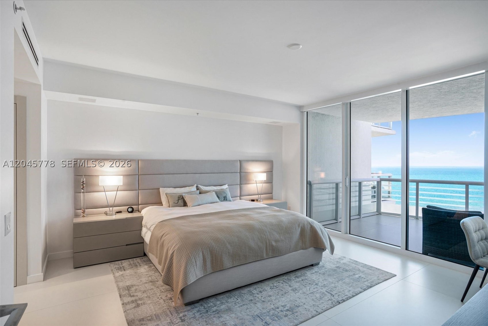 3801 Collins Ave #1503, Miami Beach FL 33140