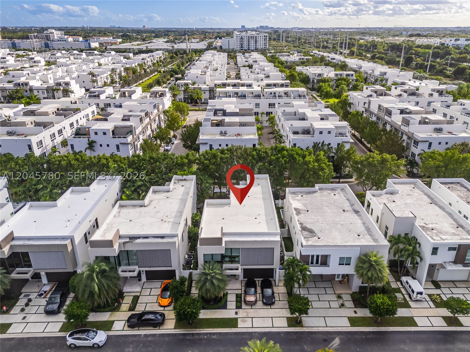 10540 NW 67th Ter, Doral FL 33178