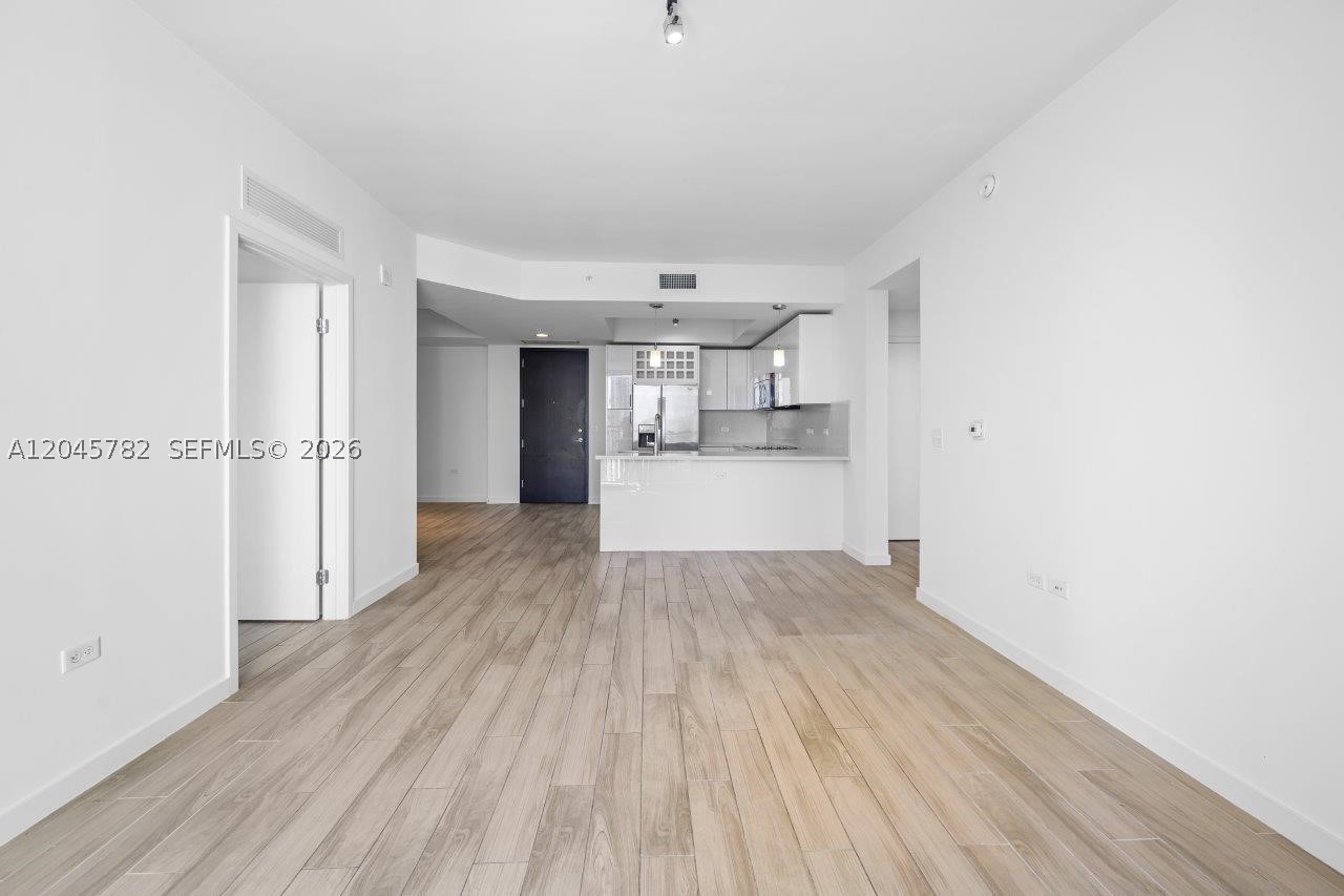 999 SW 1st Ave #2911, Miami FL 33130