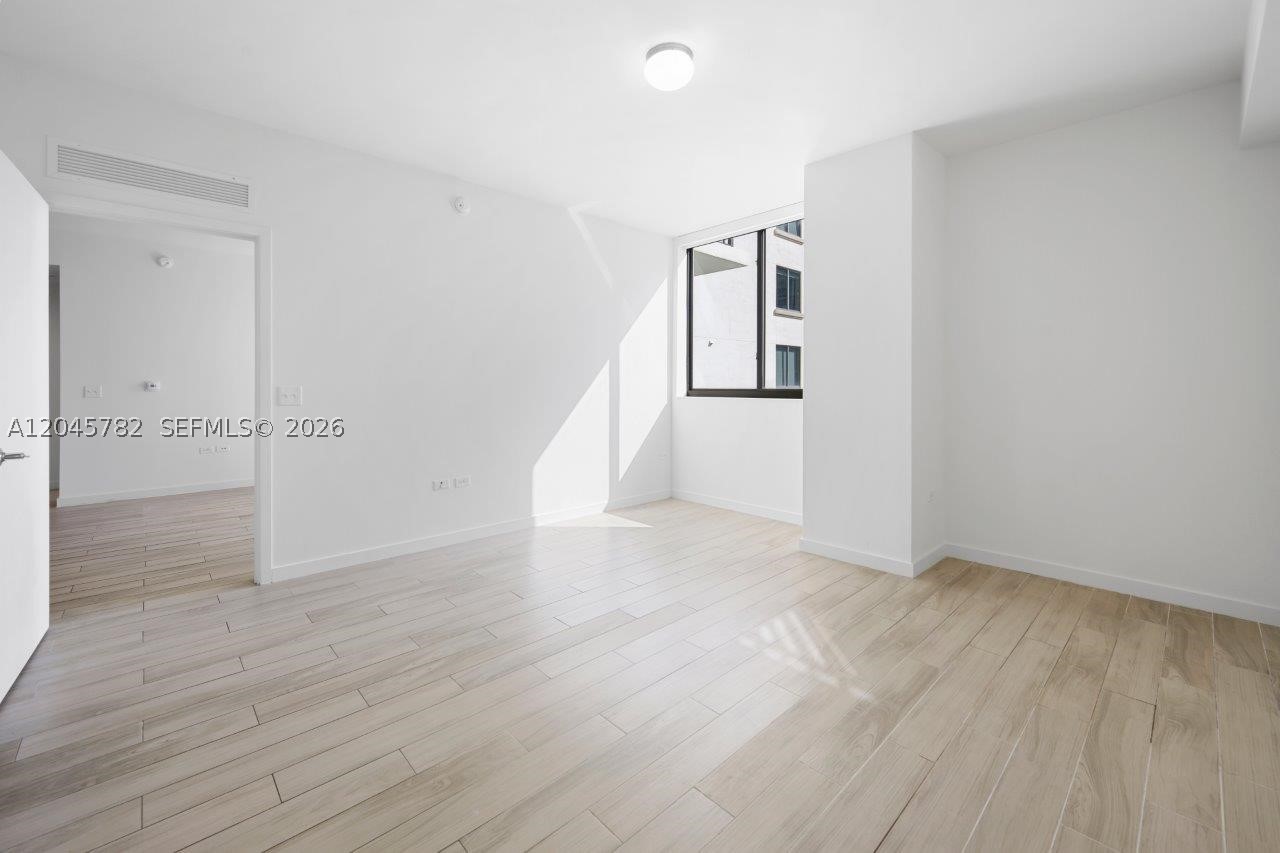 999 SW 1st Ave #2911, Miami FL 33130