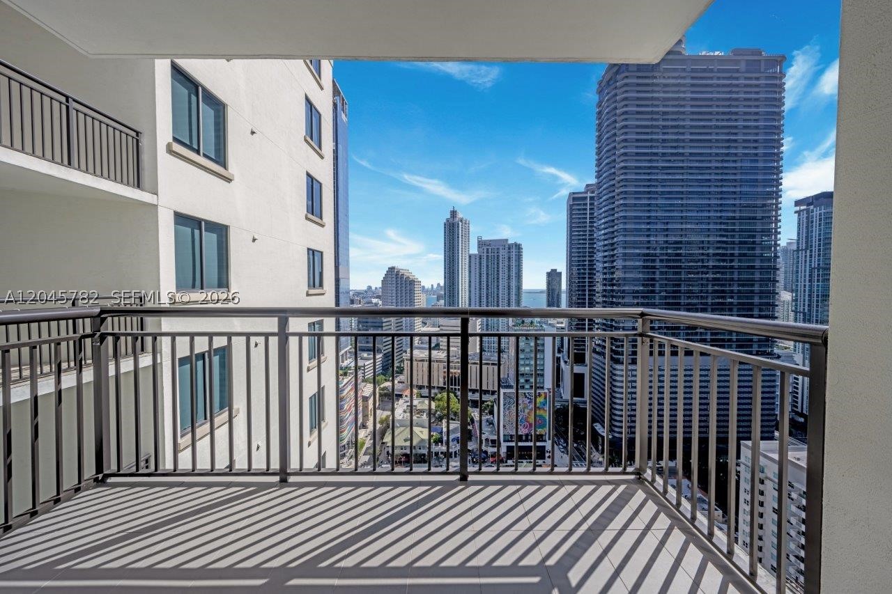 999 SW 1st Ave #2911, Miami FL 33130