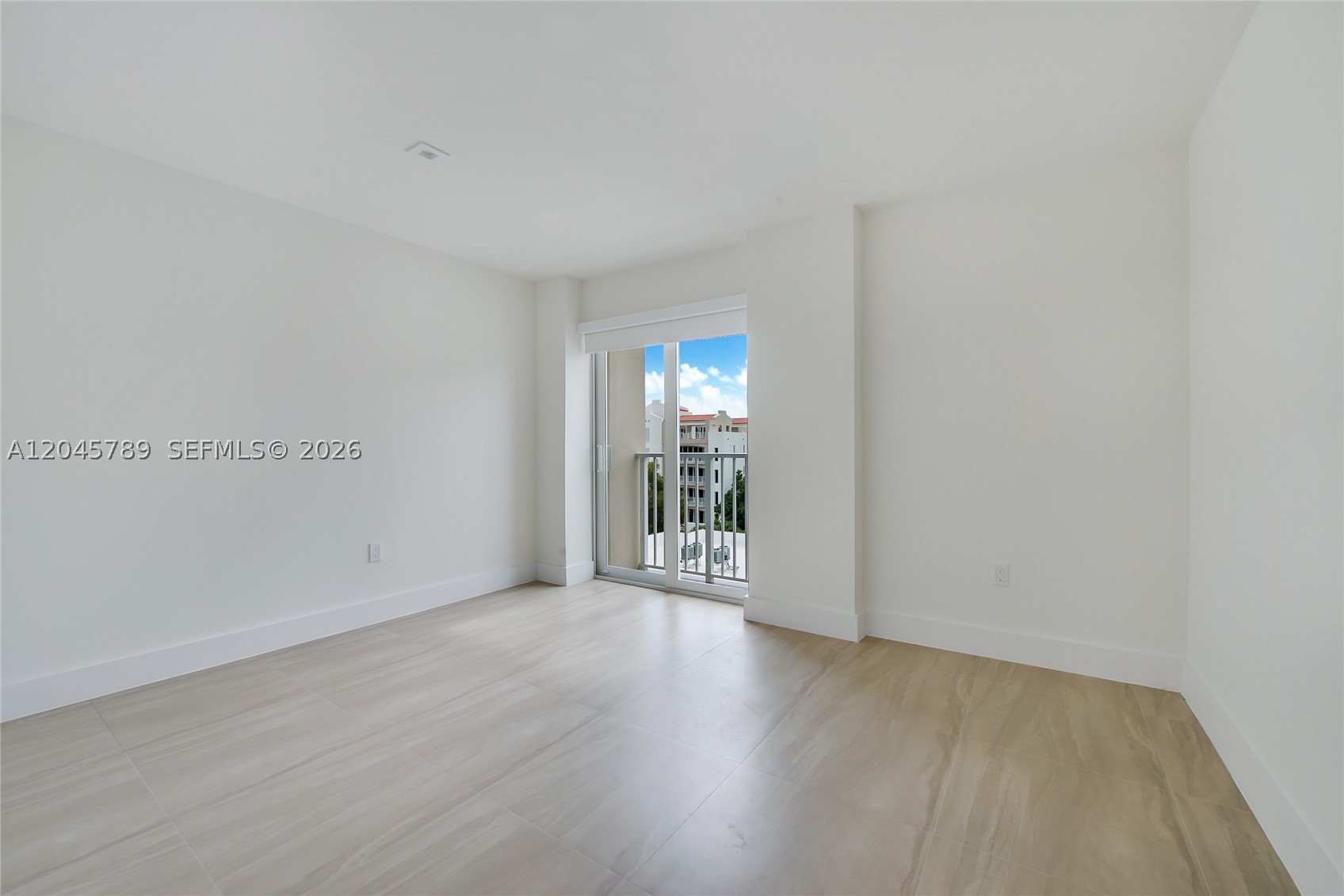 120 Salamanca Ave #PH, Coral Gables FL 33134