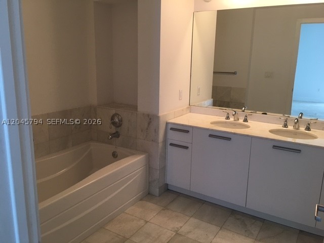 1060 BRICKELL AV #1901, Miami FL 33131