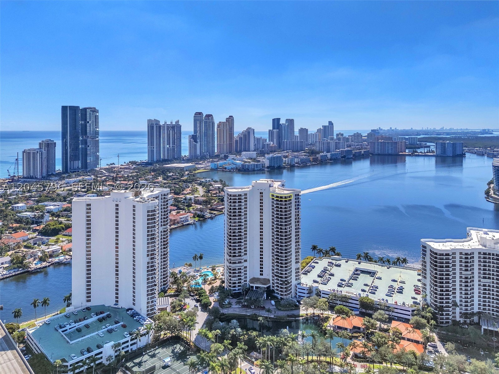 19101 Mystic Pointe Dr #PH6, Aventura FL 33180