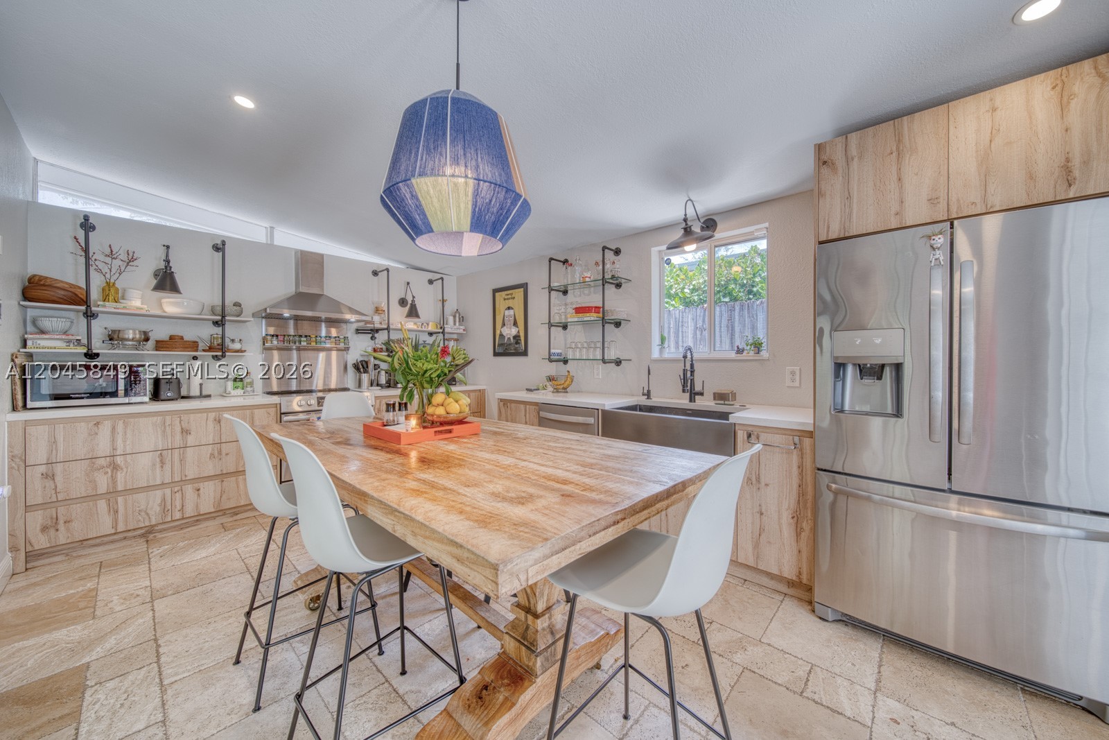 7055 SW 84th Ave, Miami FL 33143
