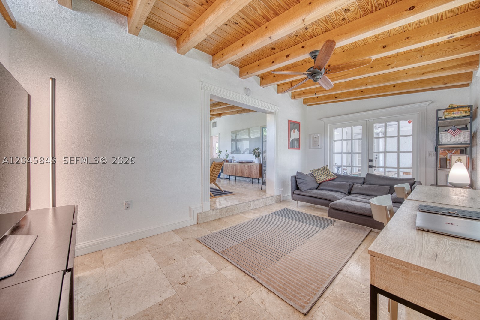 7055 SW 84th Ave, Miami FL 33143