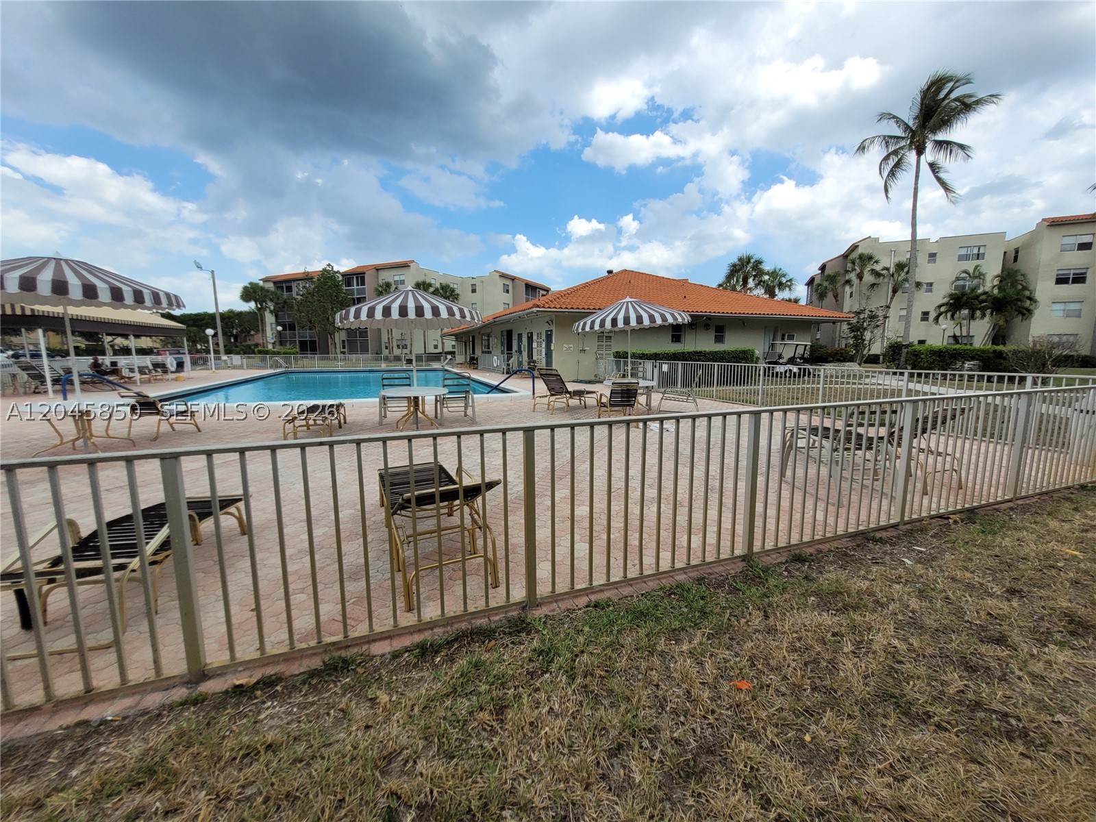 1800 N Lauderdale Ave #1210, North Lauderdale FL 33068
