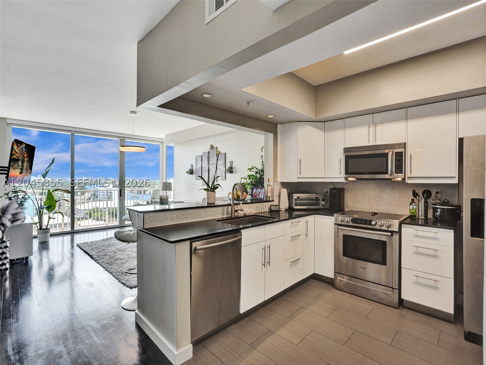 3020 NE 32nd Ave #925, Fort Lauderdale FL 33308