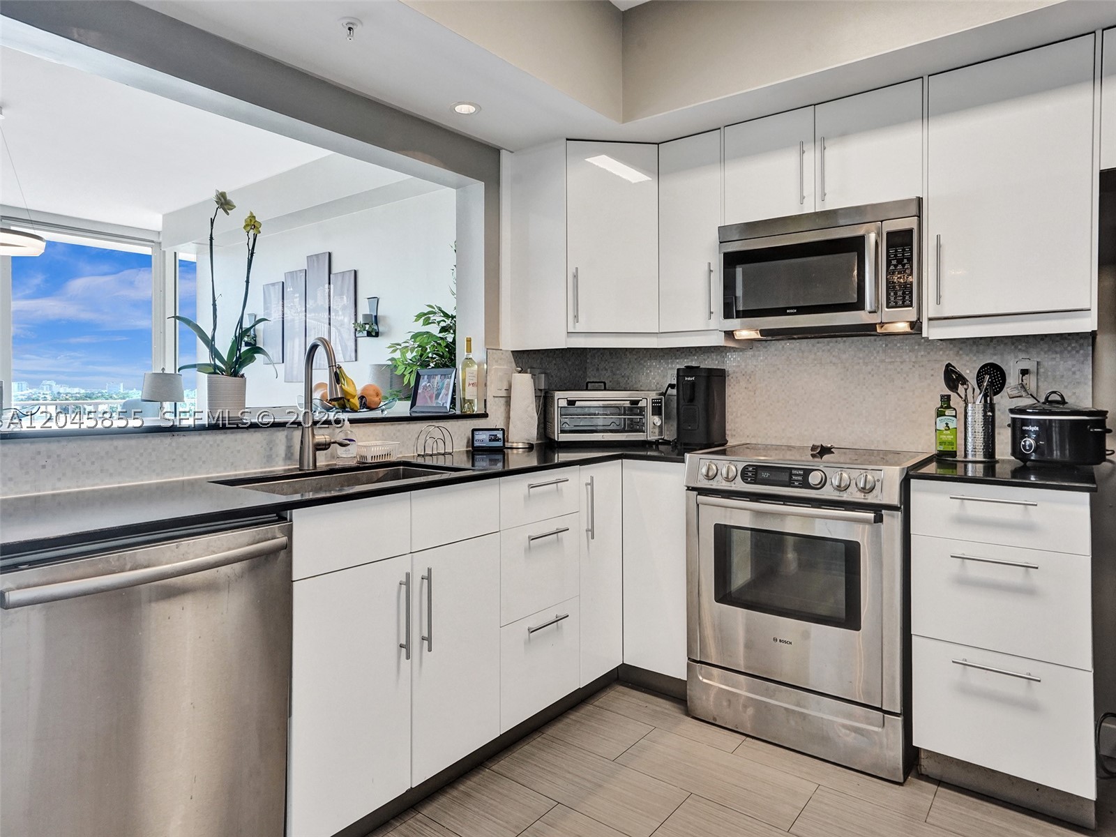 3020 NE 32nd Ave #925, Fort Lauderdale FL 33308