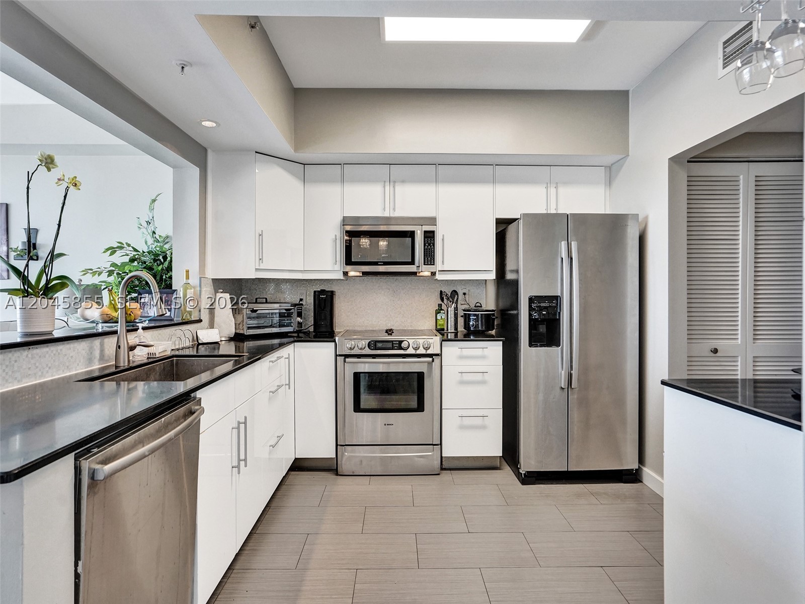 3020 NE 32nd Ave #925, Fort Lauderdale FL 33308