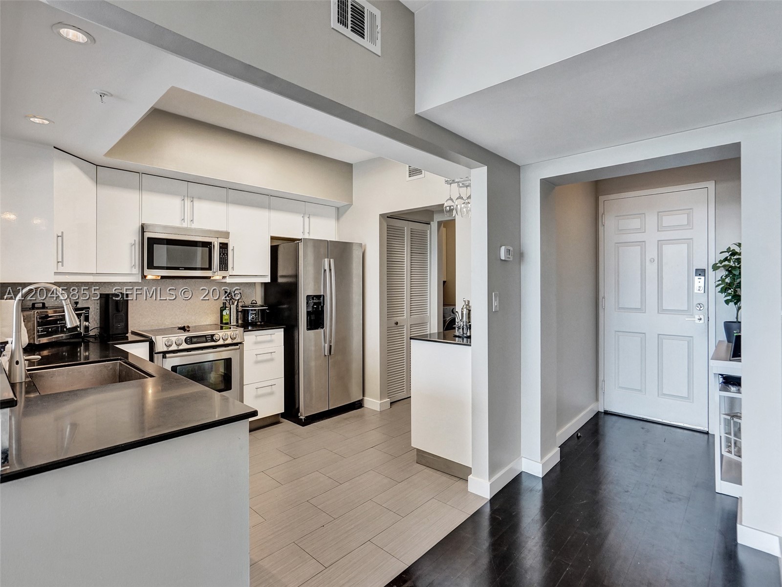 3020 NE 32nd Ave #925, Fort Lauderdale FL 33308