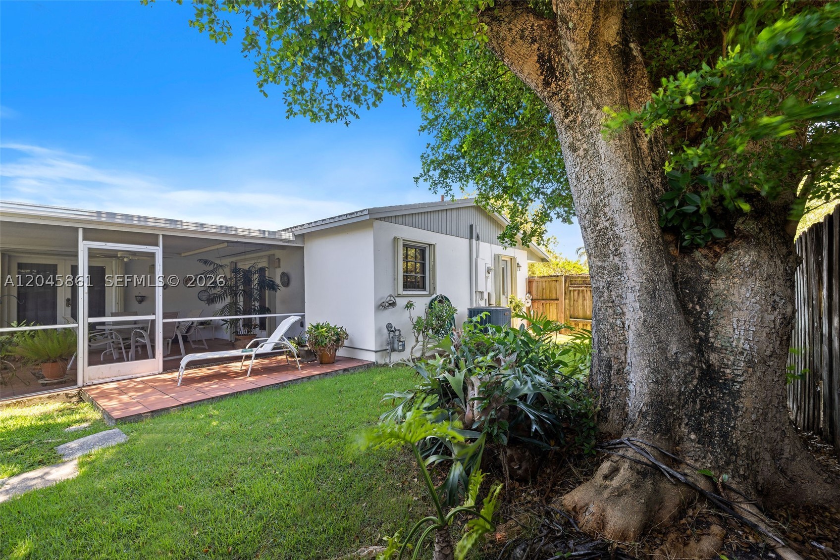 9971 SW 156th Ter, Miami FL 33157
