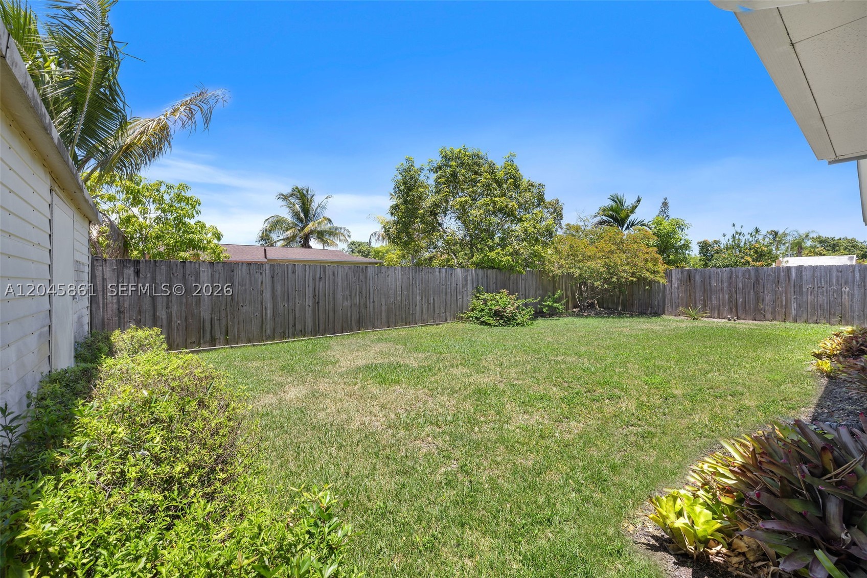 9971 SW 156th Ter, Miami FL 33157