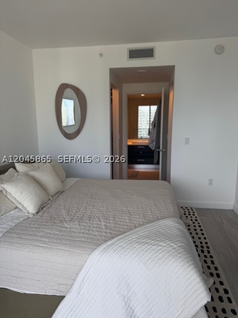 55 SW 9th St #3104, Miami FL 33130