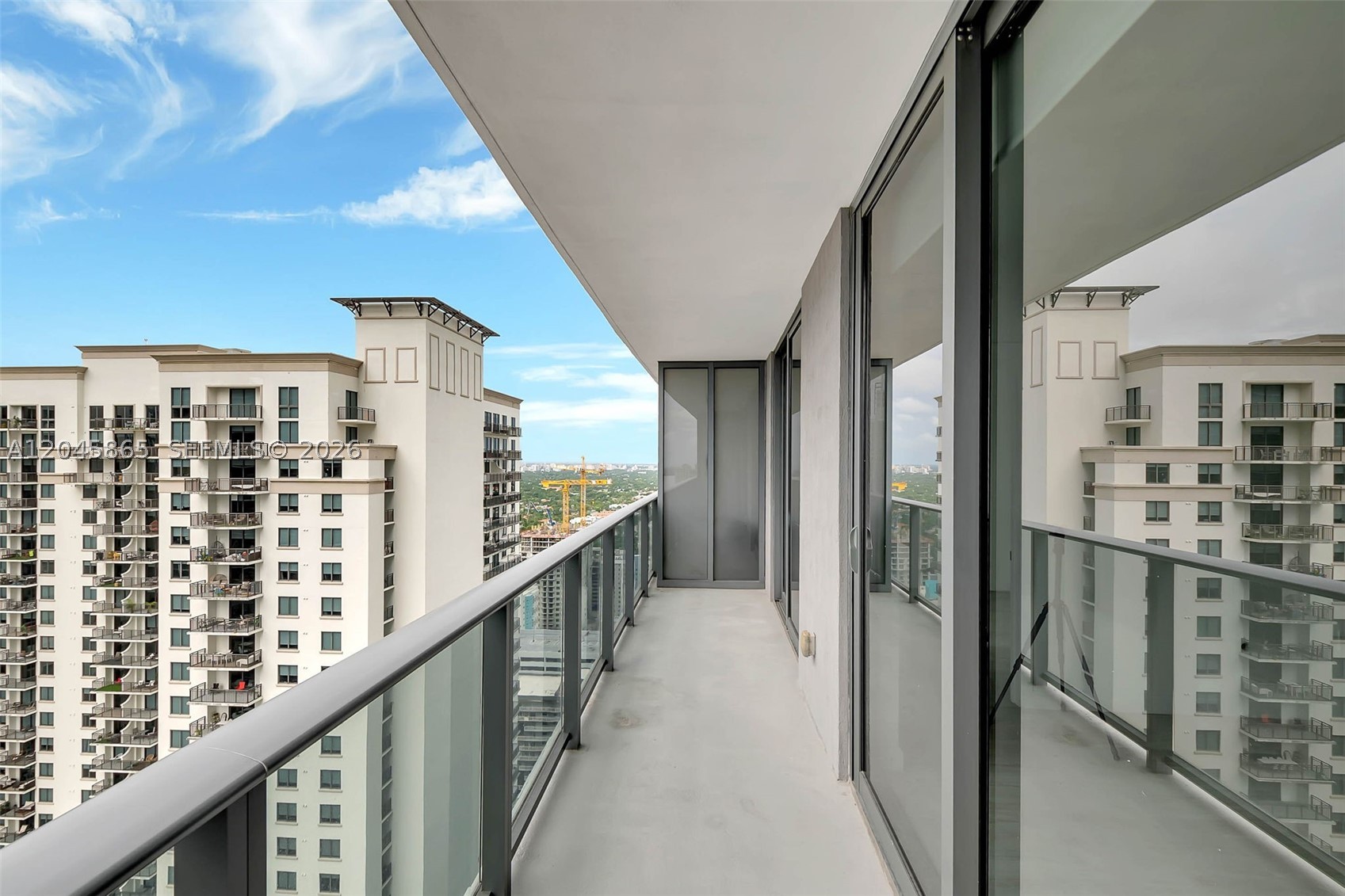 55 SW 9th St #3104, Miami FL 33130