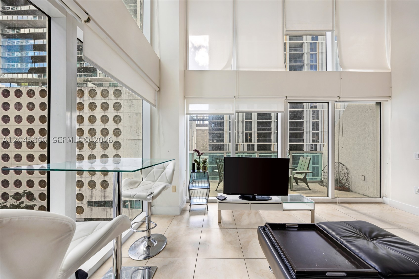 41 SE 5th St #502, Miami FL 33131