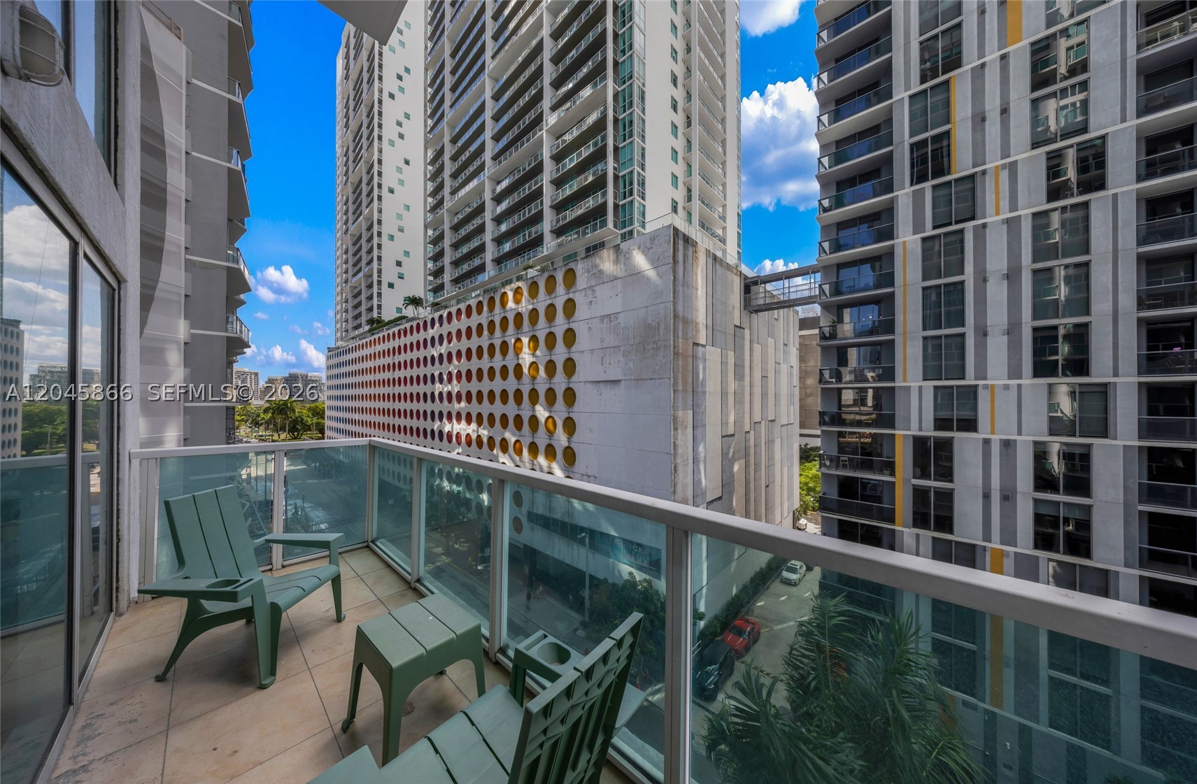 41 SE 5th St #502, Miami FL 33131