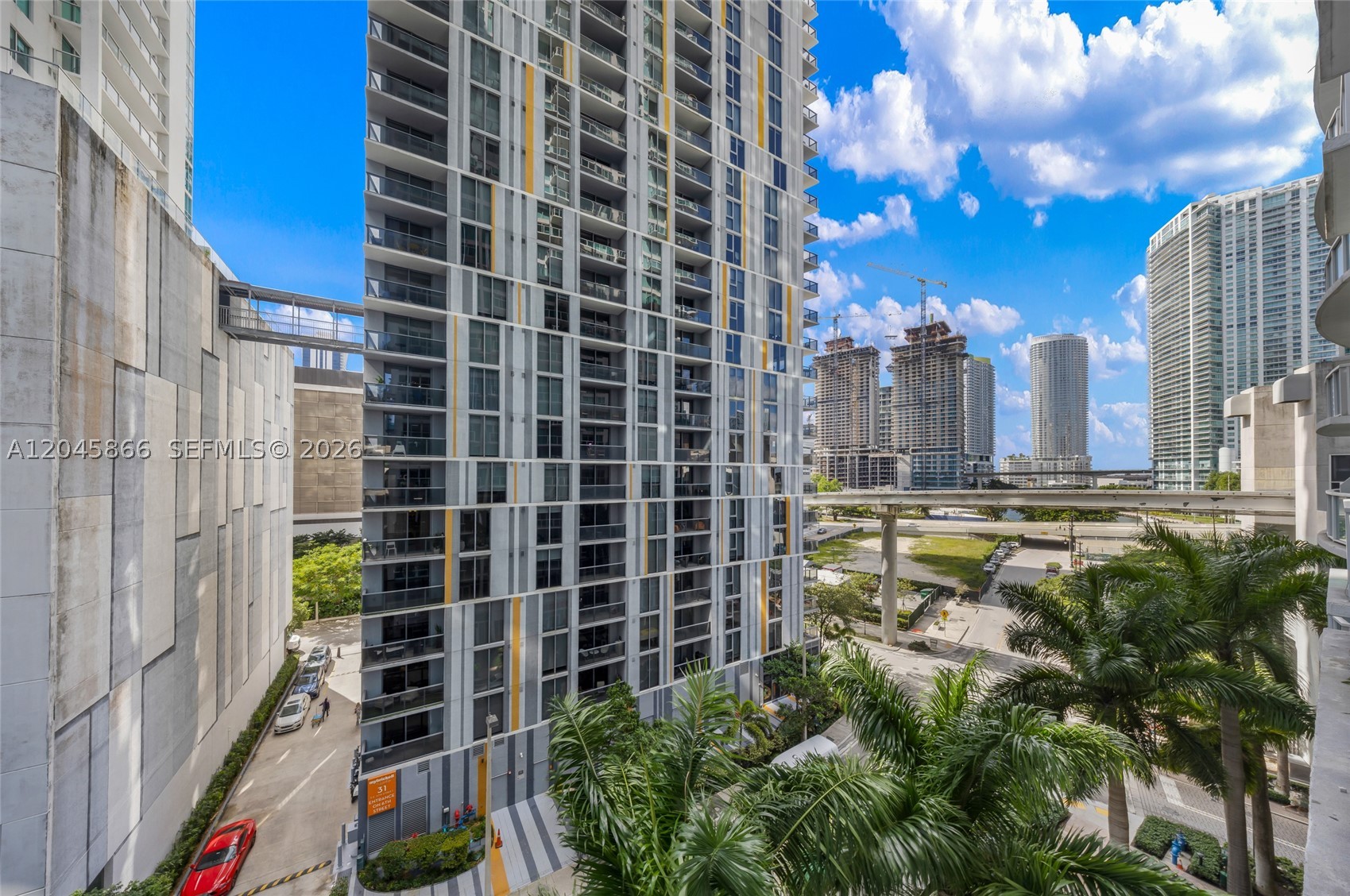 41 SE 5th St #502, Miami FL 33131