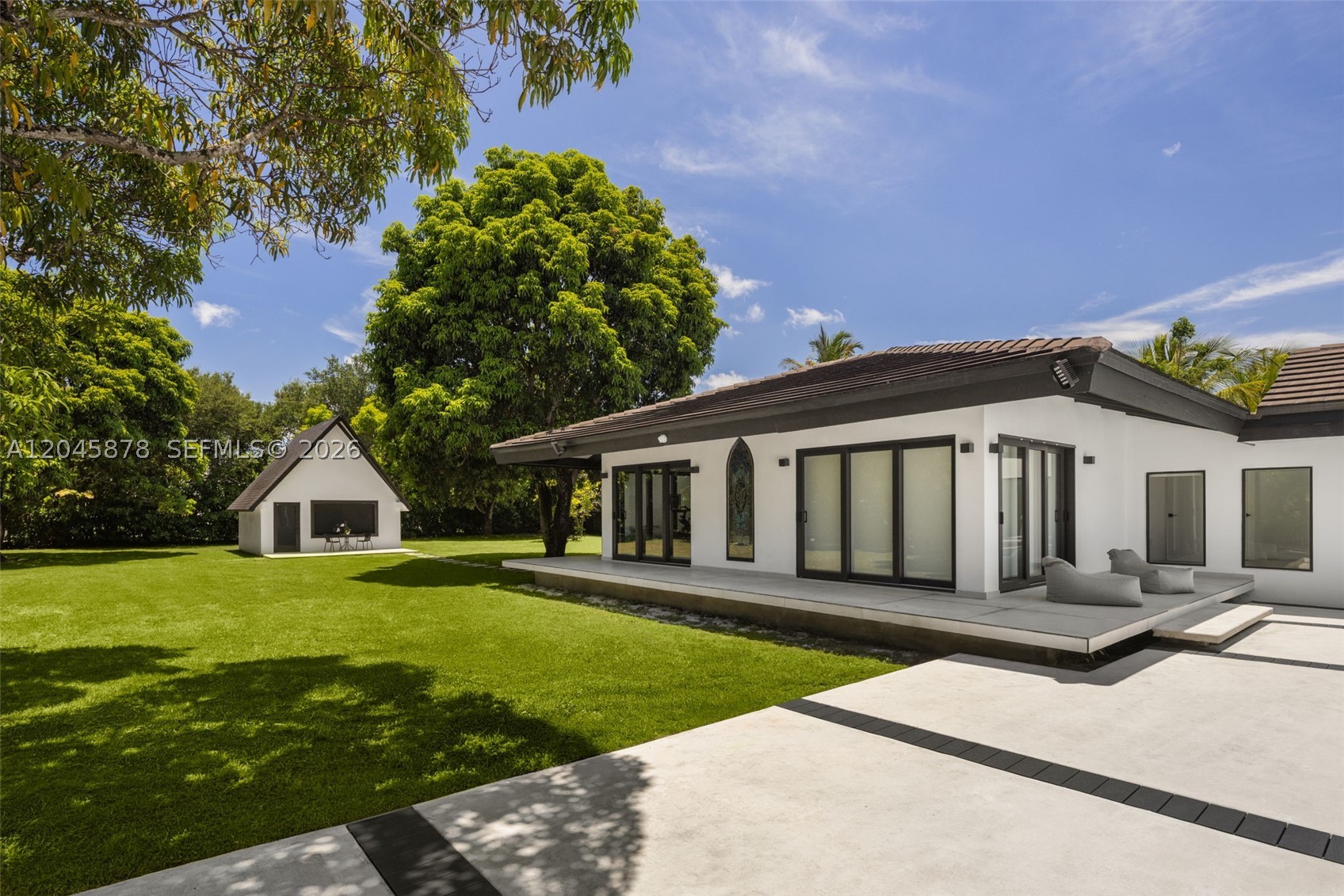 8960 SW 118th St, Miami FL 33176