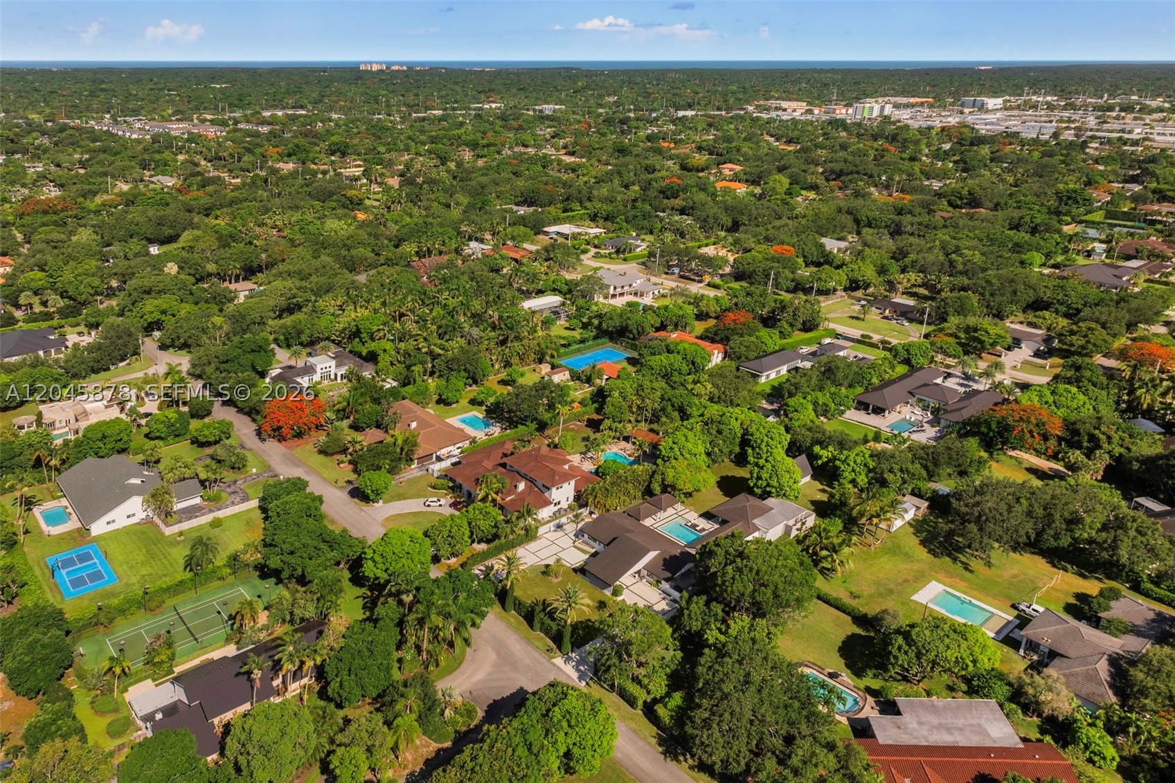 8960 SW 118th St, Miami FL 33176