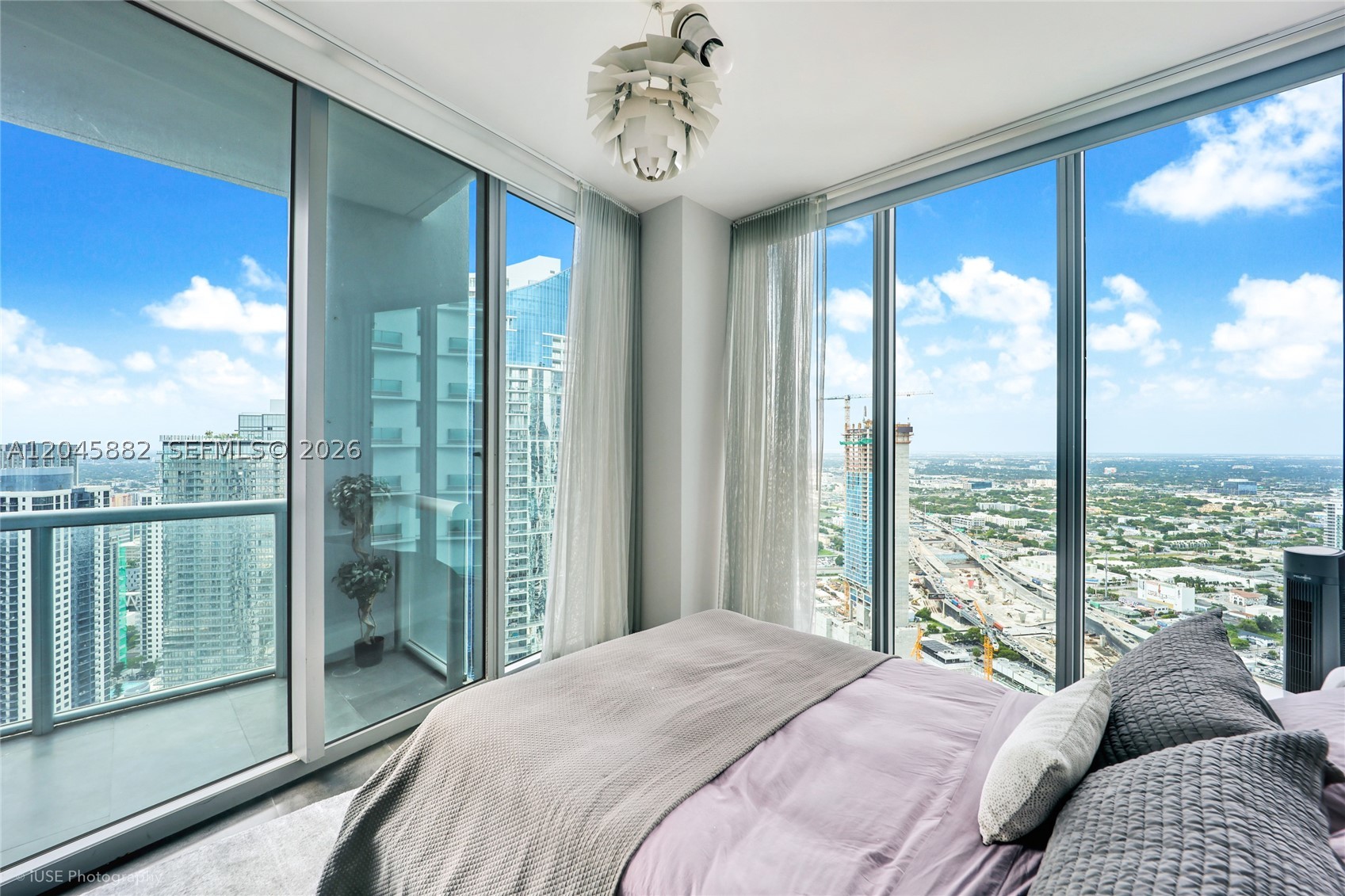 888 Biscayne Blvd #5112, Miami FL 33132