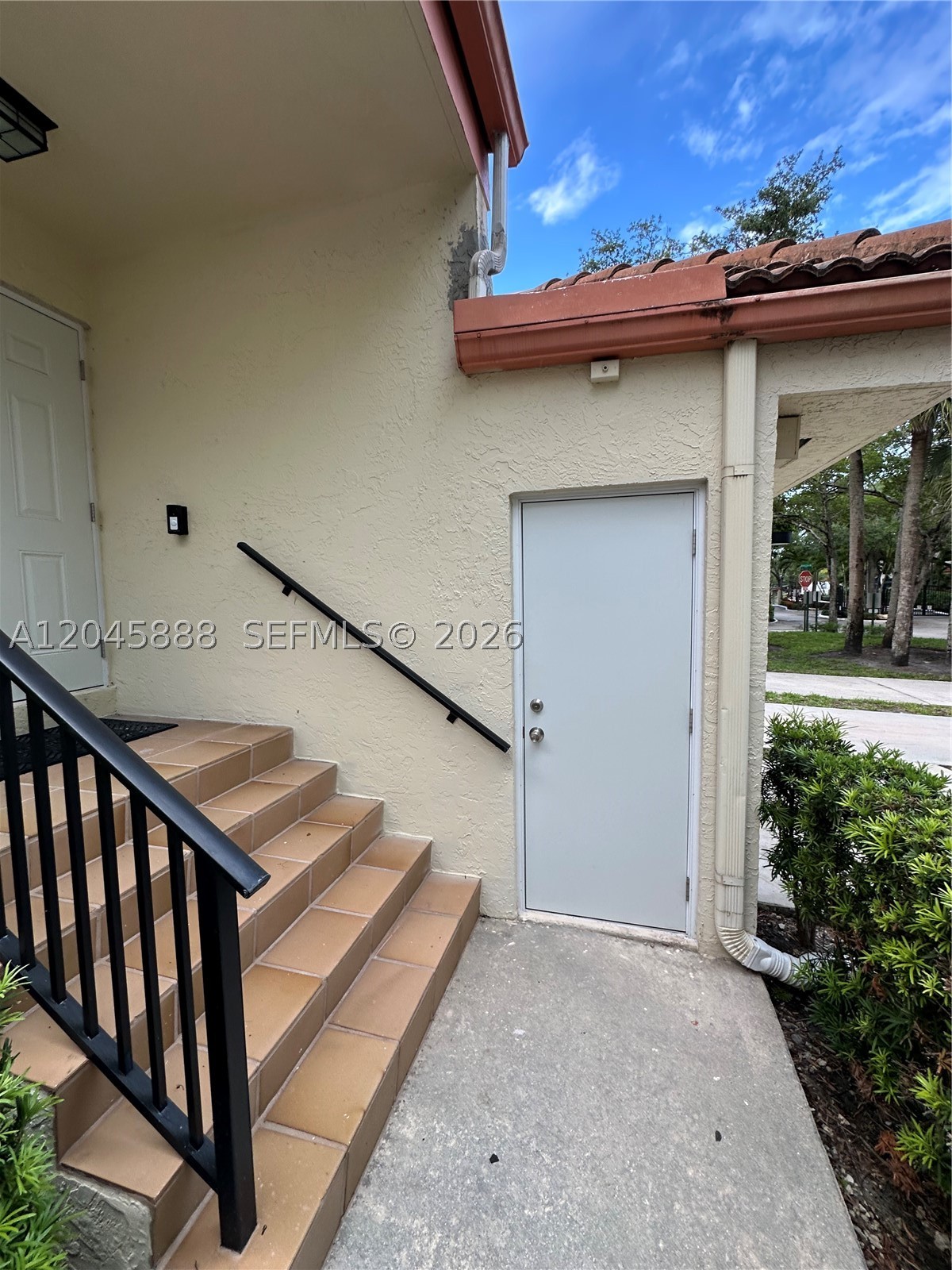 3345 Emerald Oaks Dr #106, Hollywood FL 33021