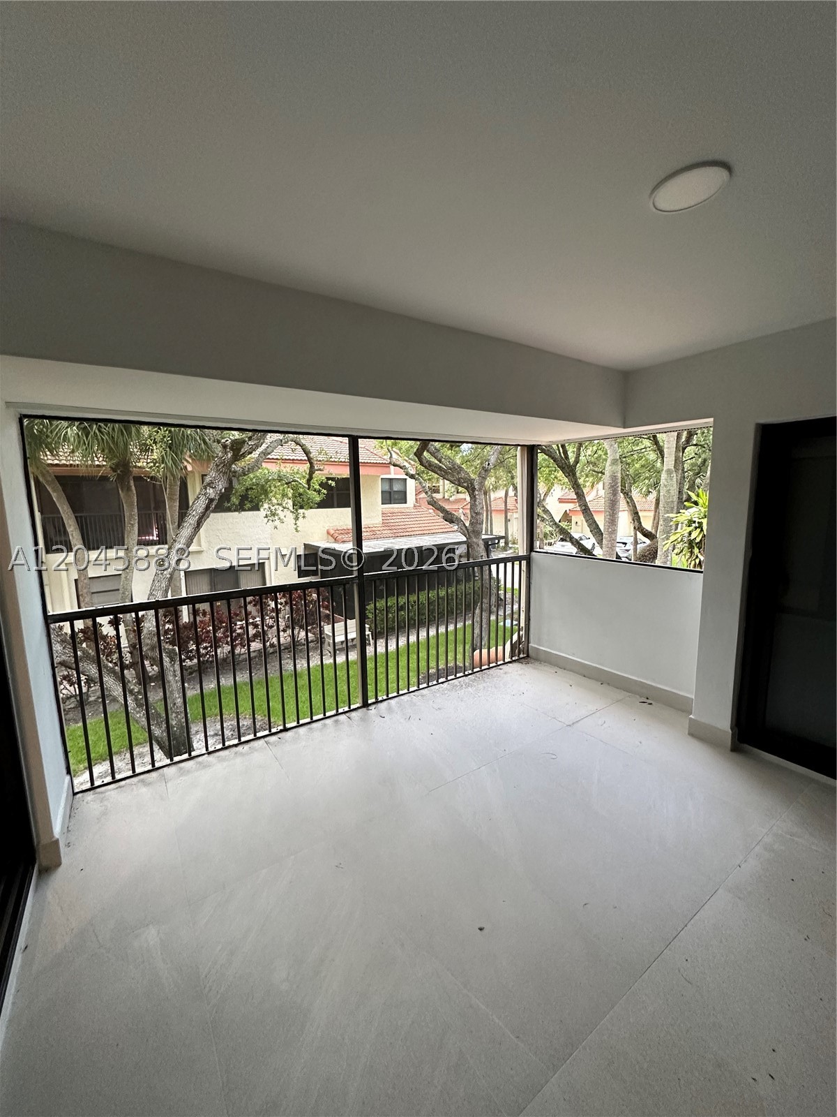 3345 Emerald Oaks Dr #106, Hollywood FL 33021