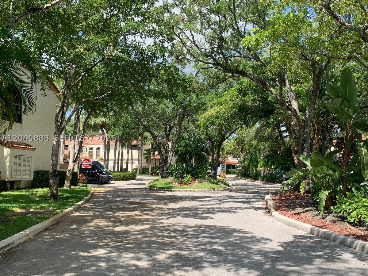 3345 Emerald Oaks Dr #106, Hollywood FL 33021