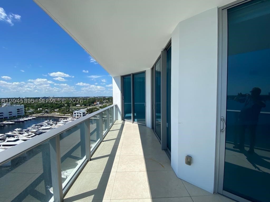 North Miami Beach FL 33160 - A12045895