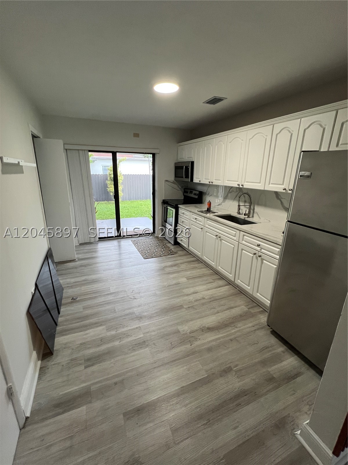 6685 NW 38th Ter #n/a, Virginia Gardens FL 33166