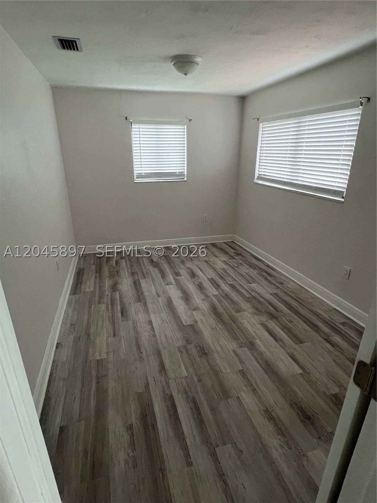 6685 NW 38th Ter #n/a, Virginia Gardens FL 33166