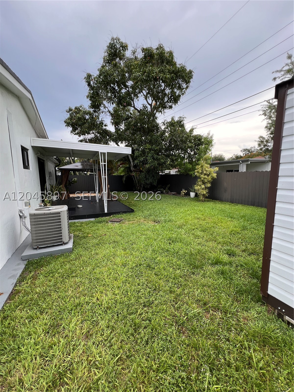 6685 NW 38th Ter #n/a, Virginia Gardens FL 33166