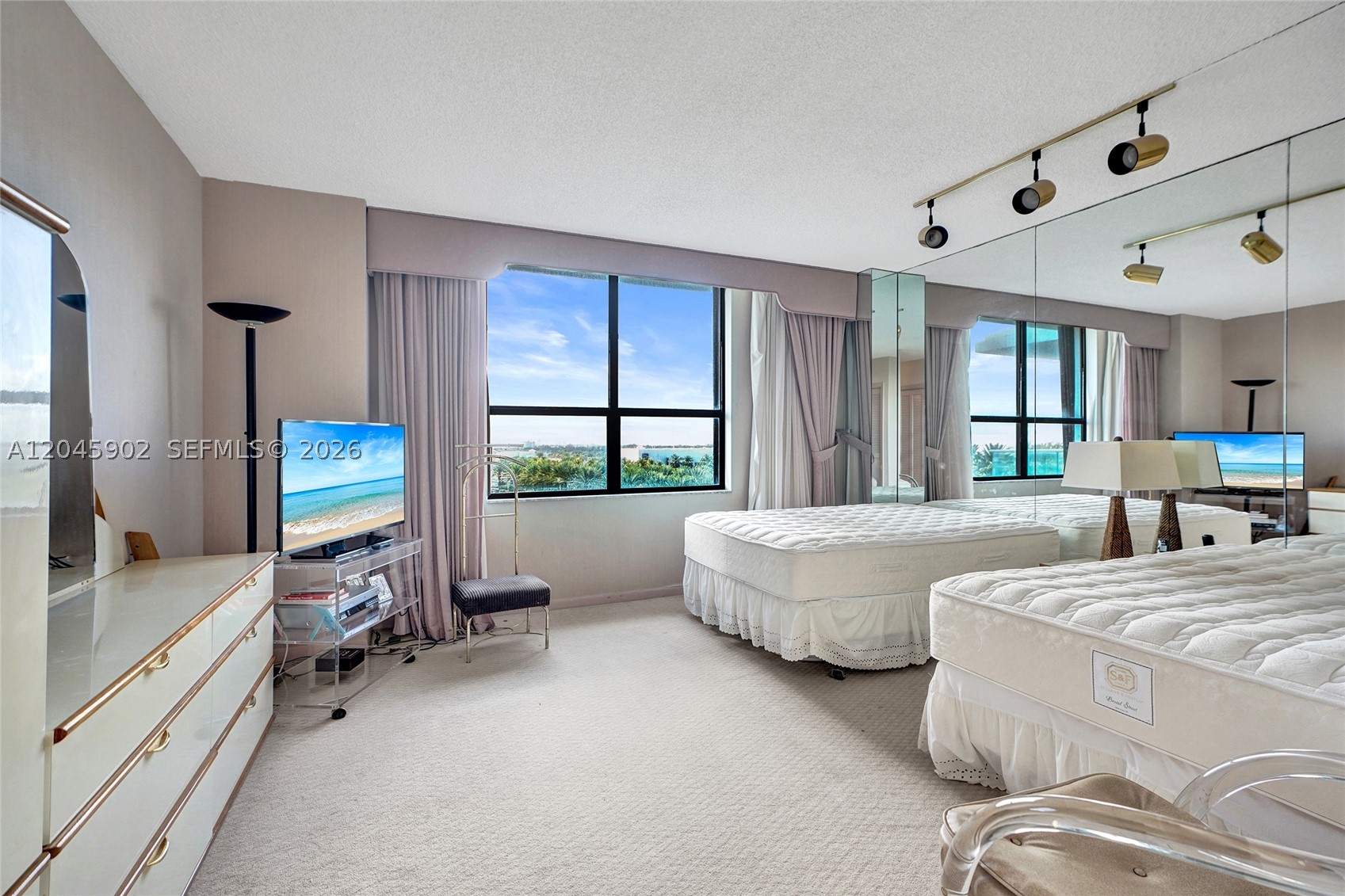 9801 Collins Ave #8S, Bal Harbour FL 33154