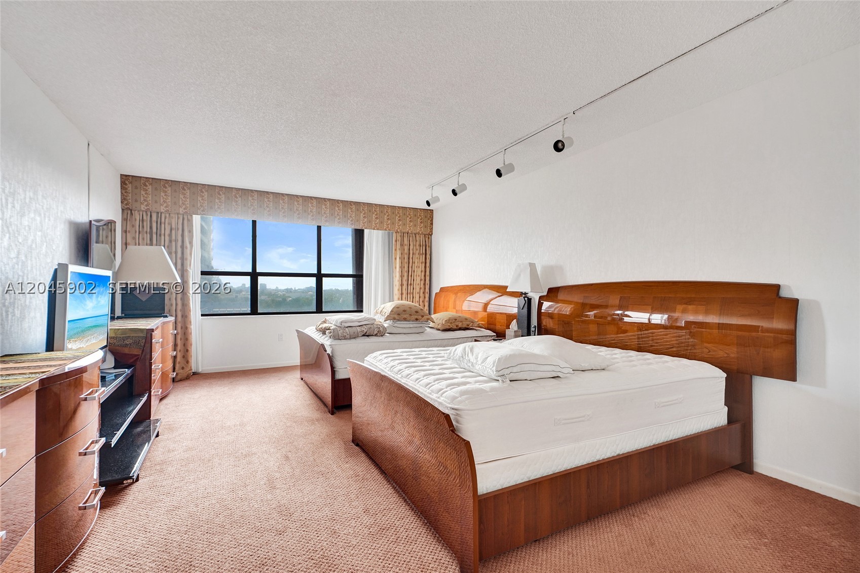 9801 Collins Ave #8S, Bal Harbour FL 33154