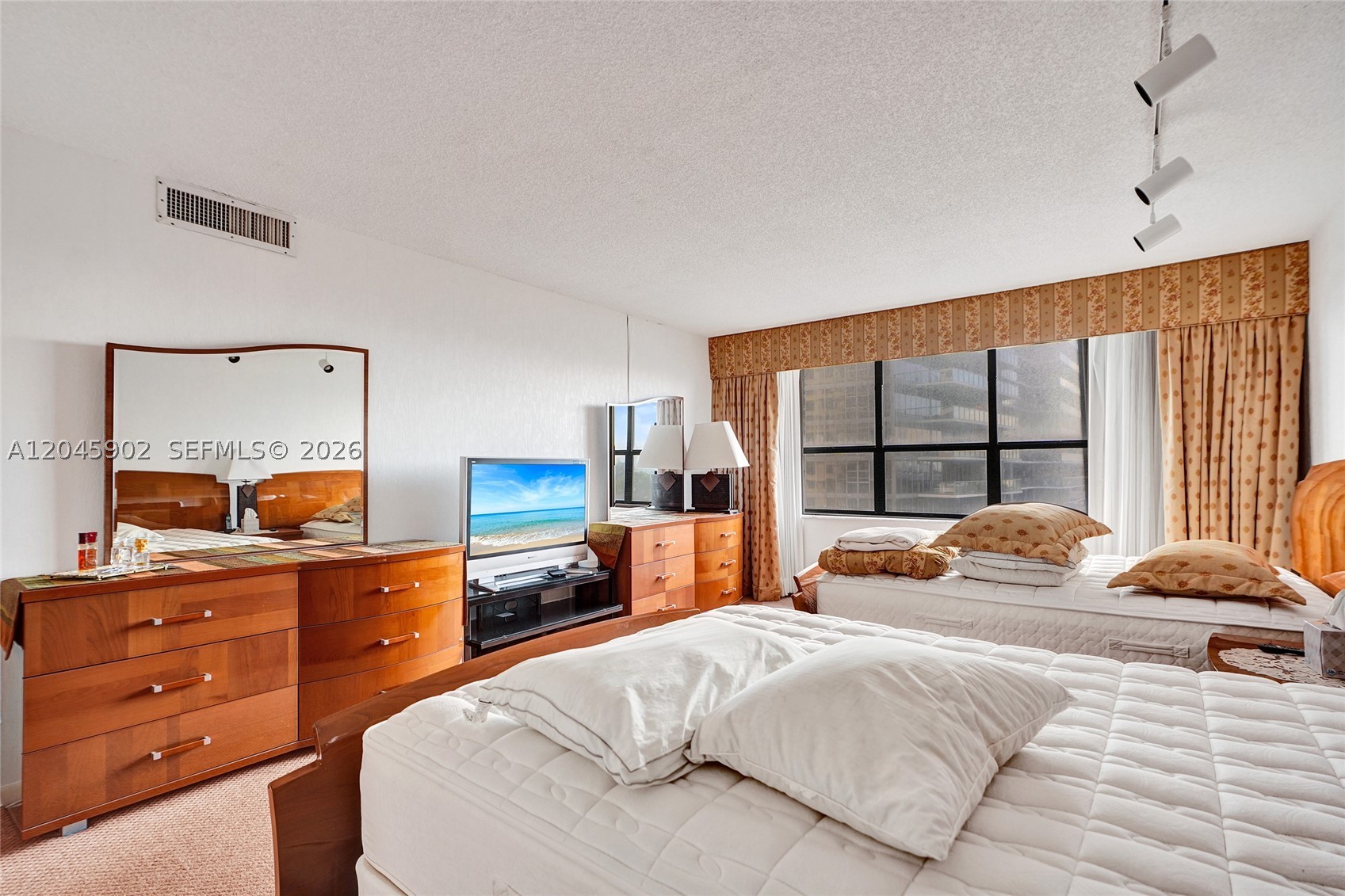 9801 Collins Ave #8S, Bal Harbour FL 33154