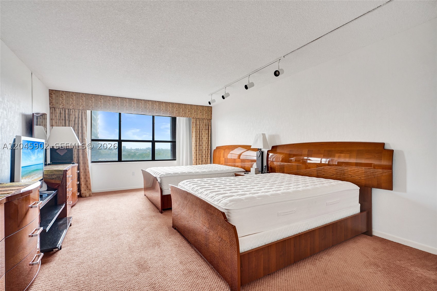 9801 Collins Ave #8S, Bal Harbour FL 33154