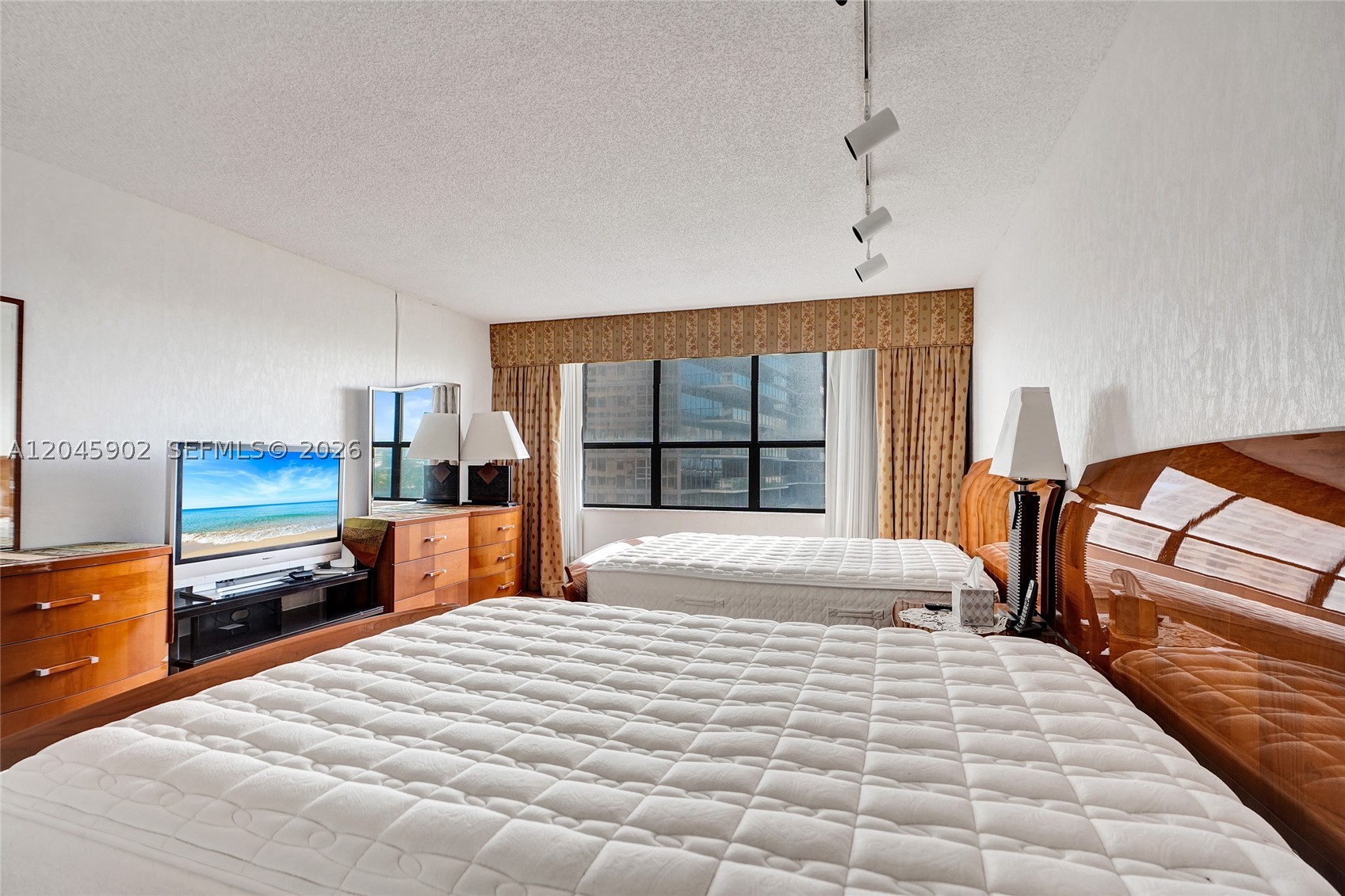 9801 Collins Ave #8S, Bal Harbour FL 33154